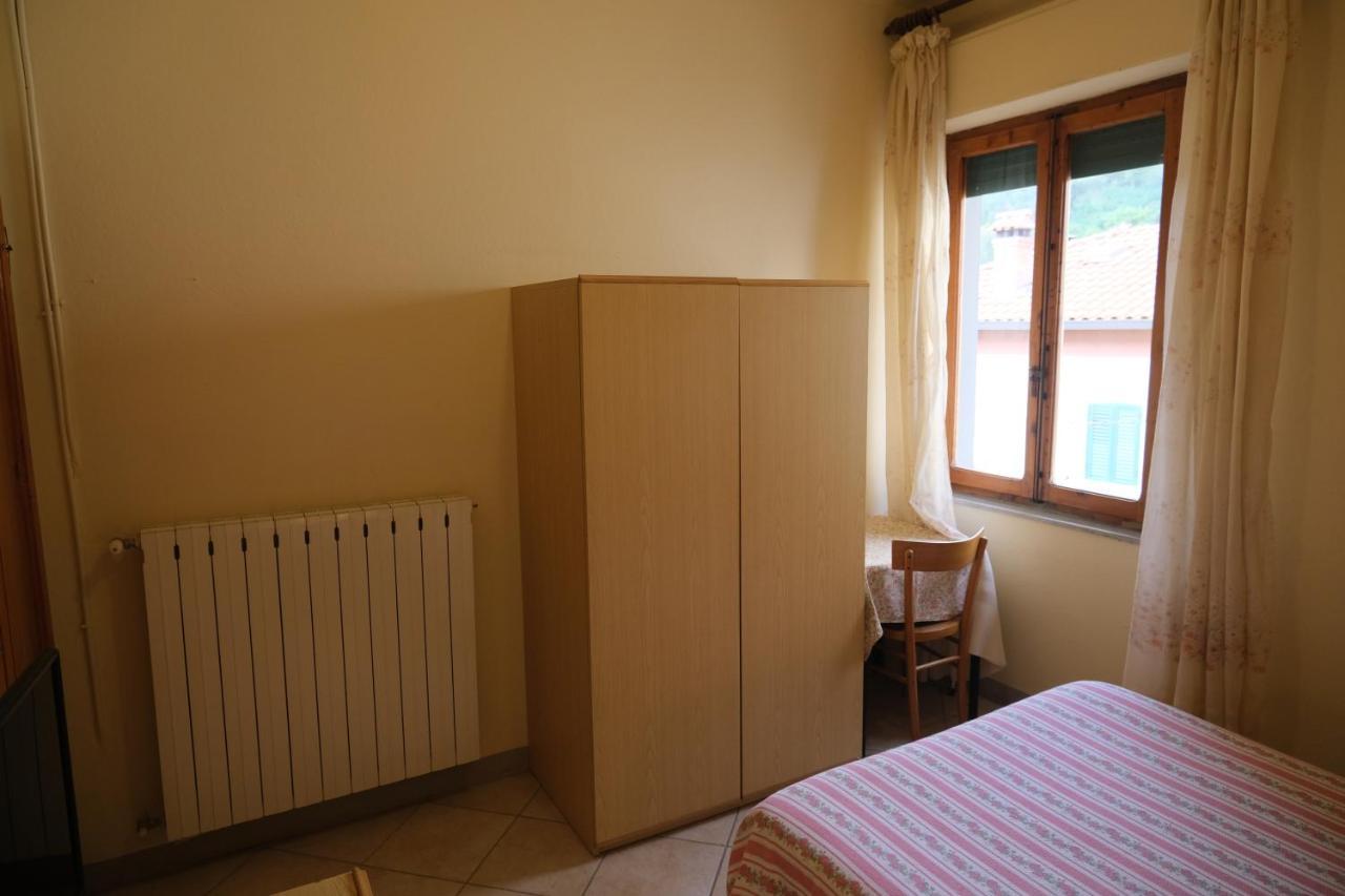 Momigno Amelia Hotel מראה חיצוני תמונה
